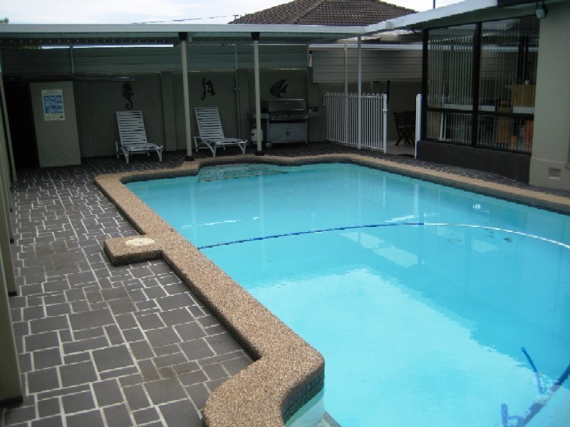 1 Metcalfe Avenue, Moorebank NSW 2170