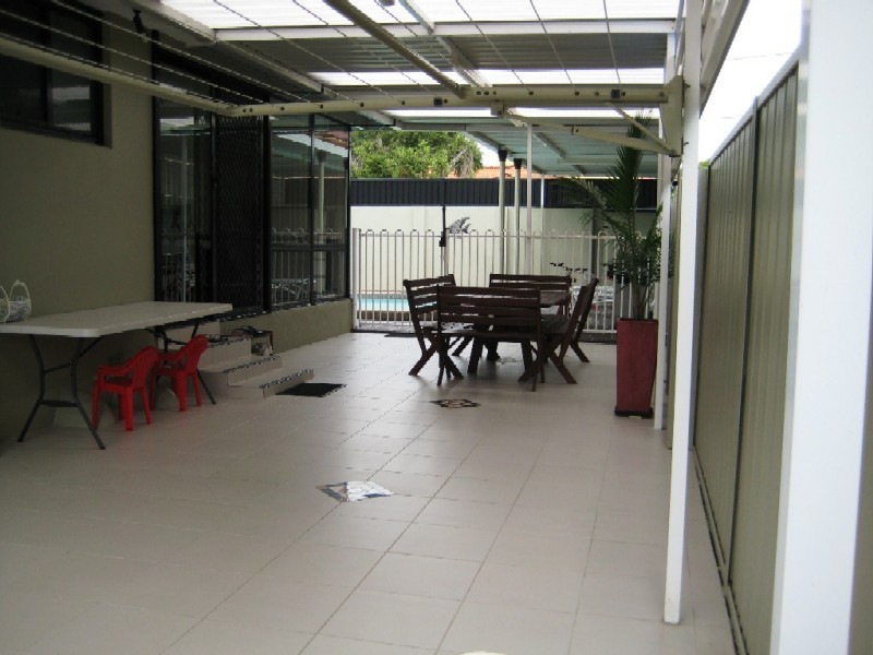 1 Metcalfe Avenue, Moorebank NSW 2170