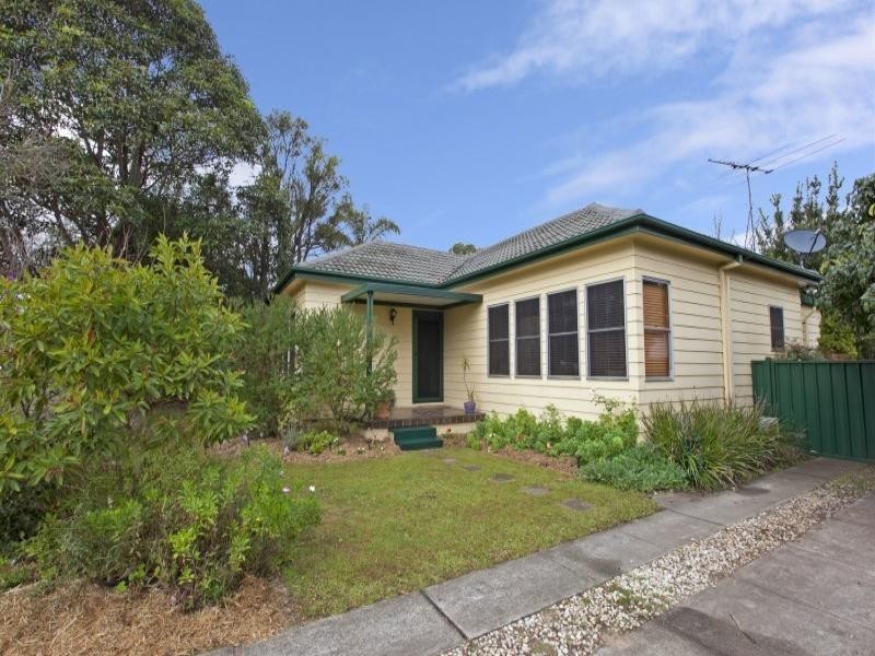 Wattle Grove NSW 2173