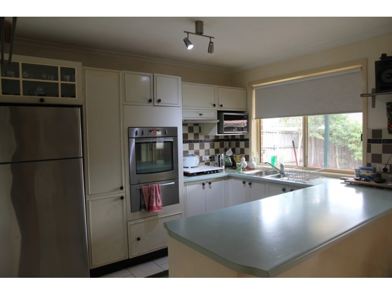 10A Wellwood Ave, Moorebank NSW 2170