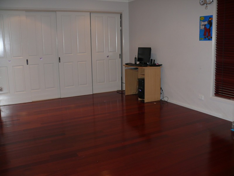21 Vasta Ave, Moorebank NSW 2170