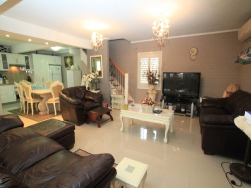 25 St Georges Cres, Sandy Point NSW 2172