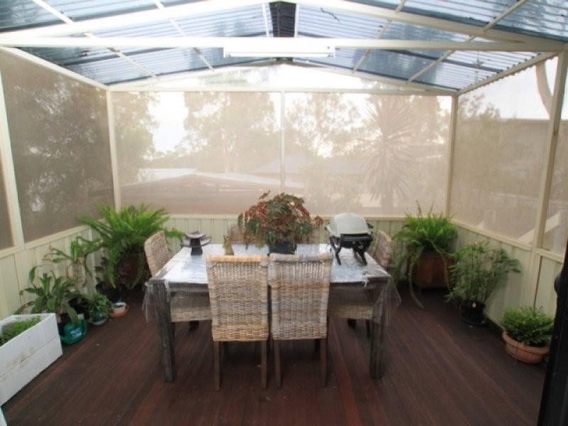 25 St Georges Cres, Sandy Point NSW 2172