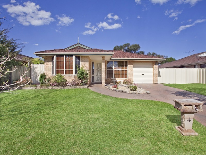 Wattle Grove NSW 2173