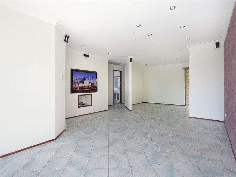 Wattle Grove NSW 2173
