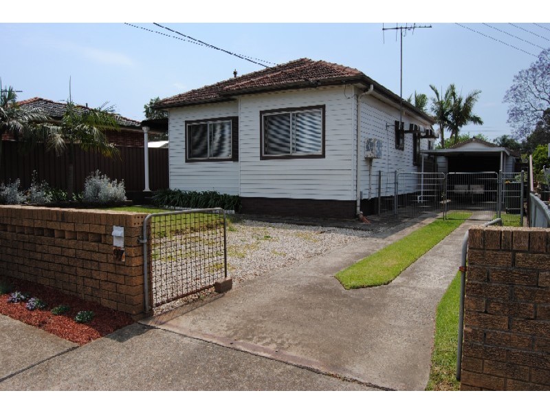 Canley Heights NSW 2166