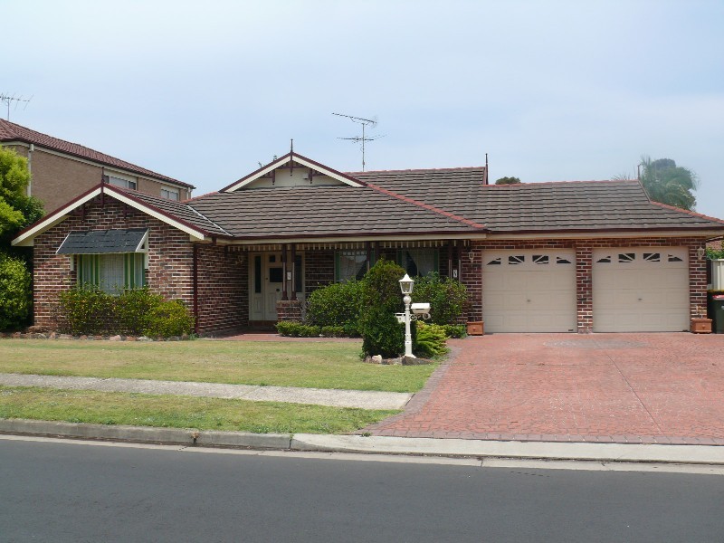 Wattle Grove NSW 2173