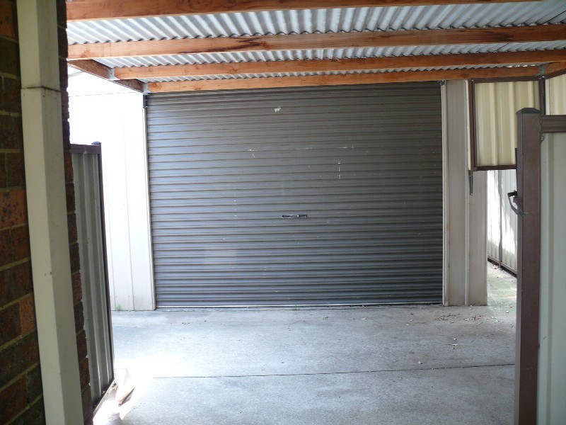 13 Adrian Street, Macquarie Fields NSW 2564