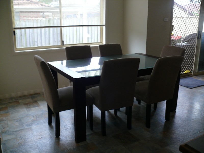 Wattle Grove NSW 2173