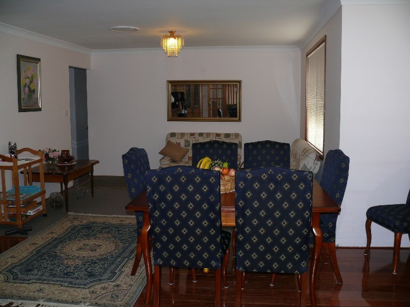 Wattle Grove NSW 2173