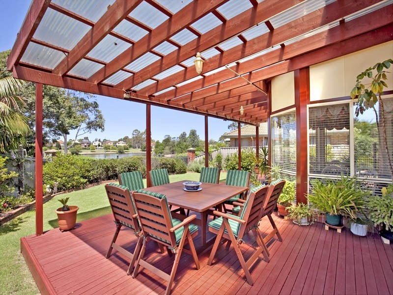 Wattle Grove NSW 2173