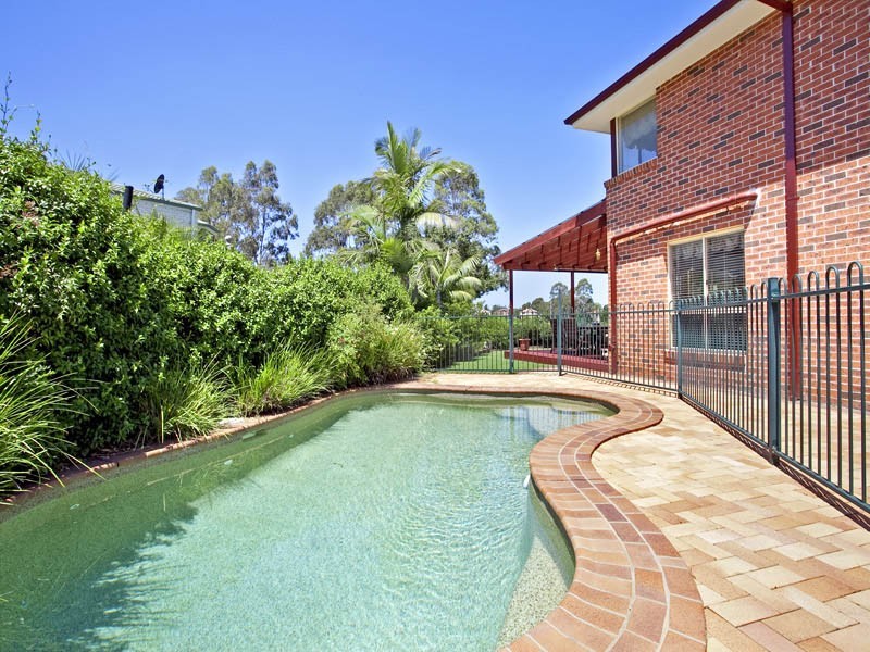 Wattle Grove NSW 2173