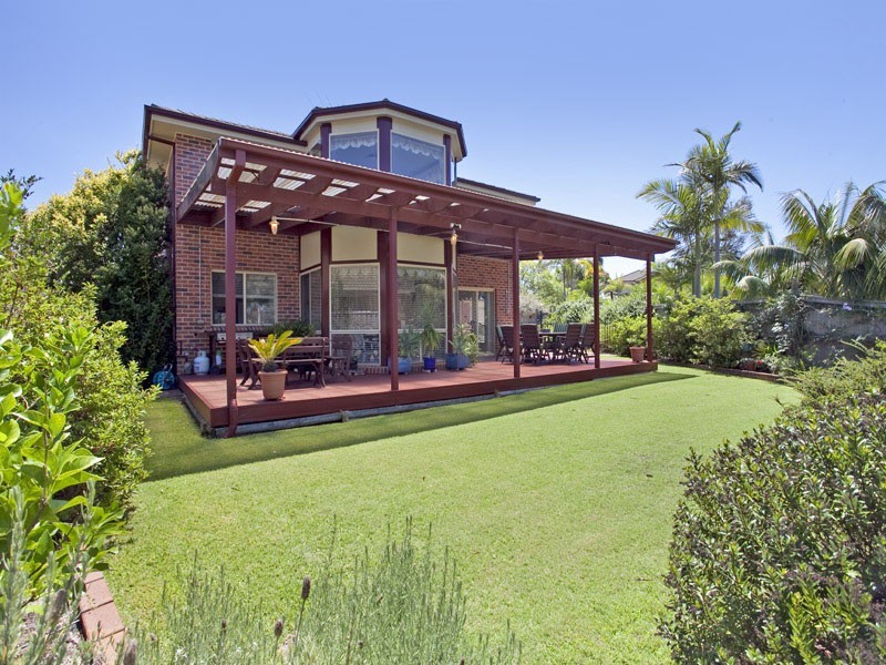 Wattle Grove NSW 2173