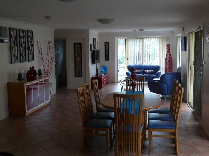 Wattle Grove NSW 2173