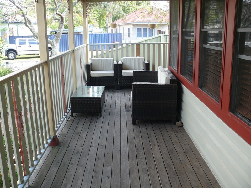1 Monash Ave, Wattle Grove NSW 2173