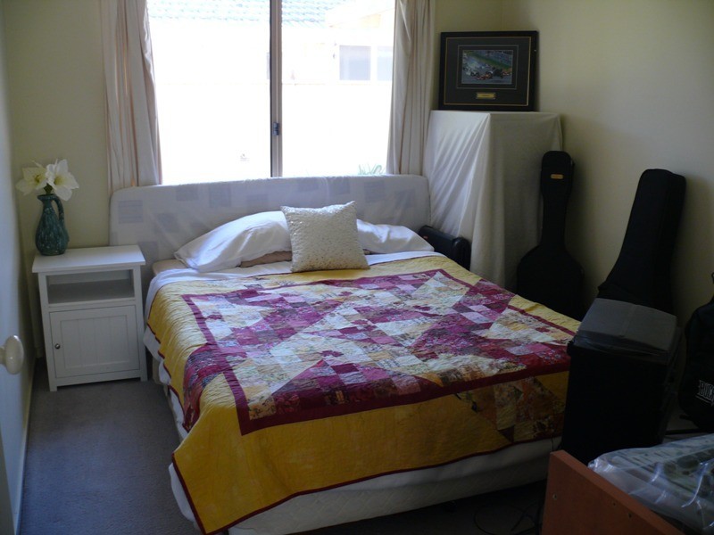 Wattle Grove NSW 2173