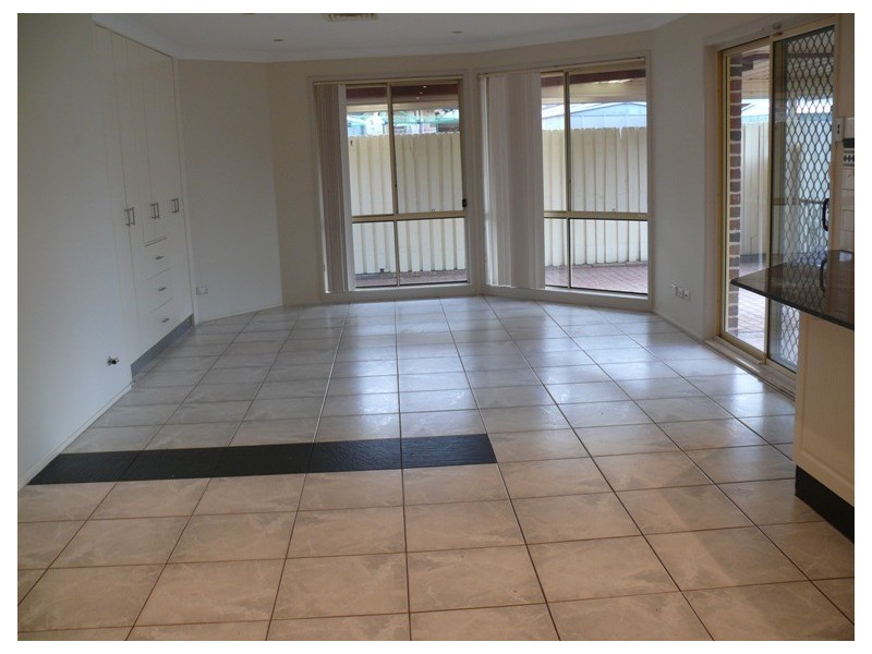 Wattle Grove NSW 2173