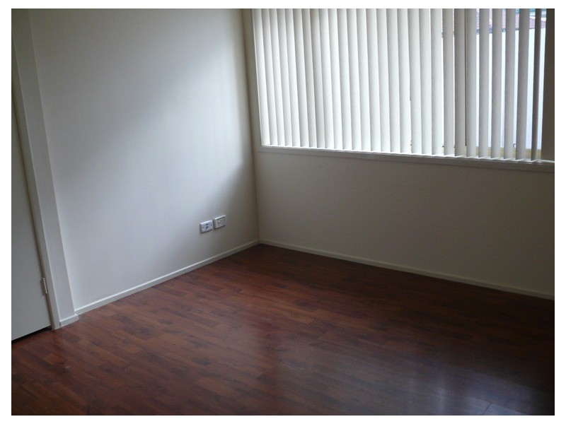 Wattle Grove NSW 2173