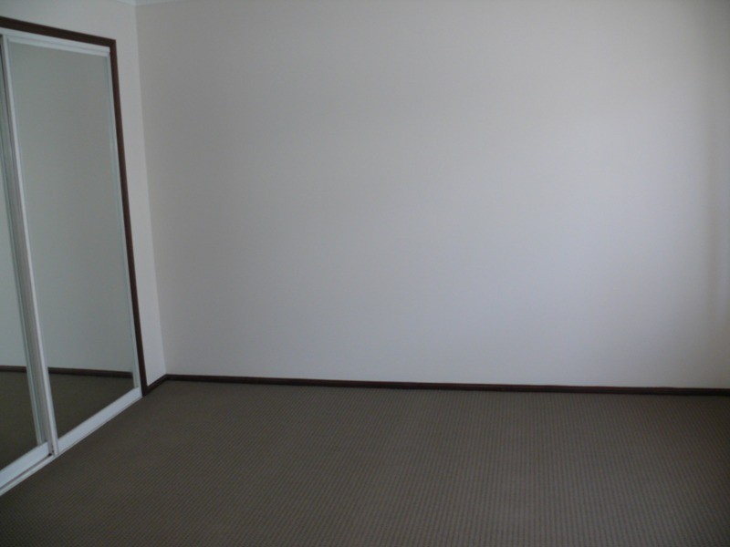 15 Wellwood Ave, Moorebank NSW 2170