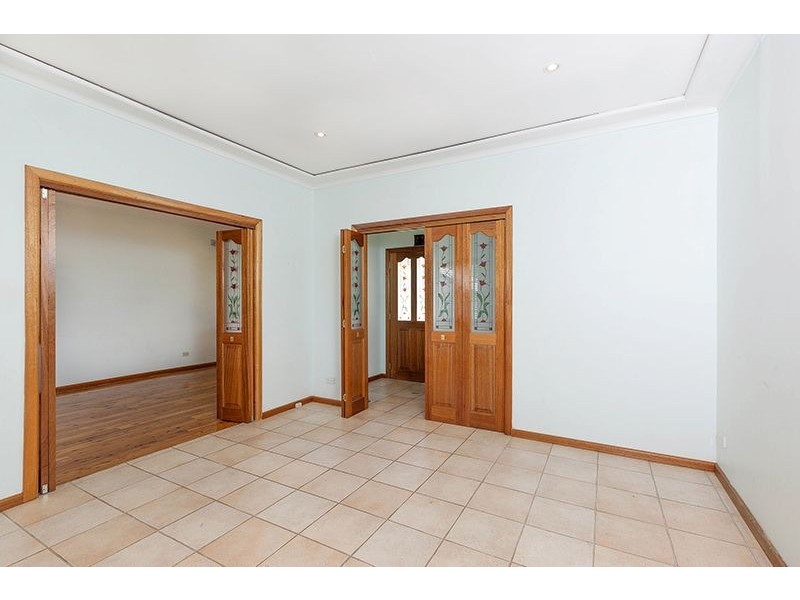 Fairfield West NSW 2165