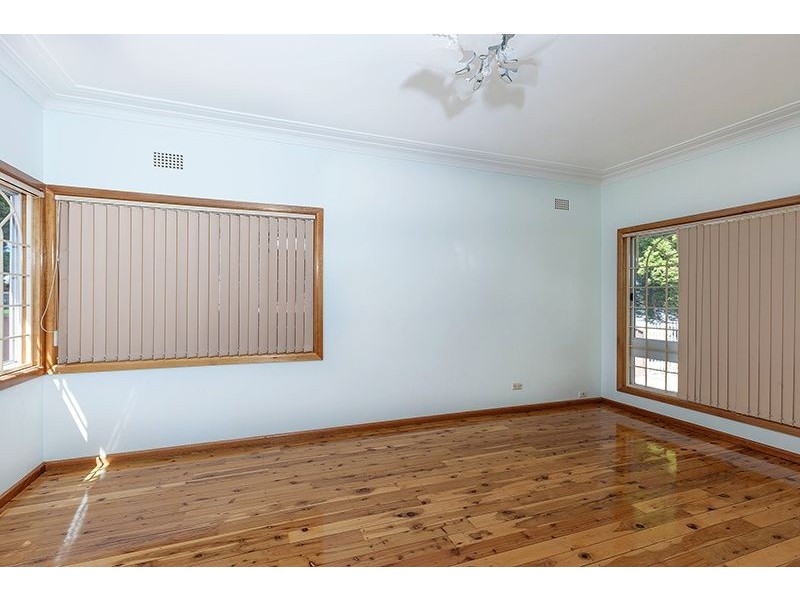 Fairfield West NSW 2165