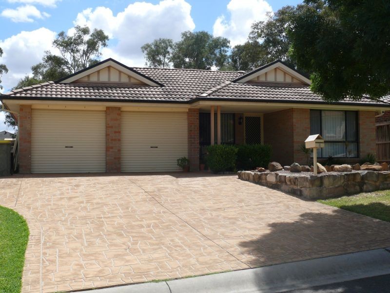1 Classers Pl, Currans Hill NSW 2567