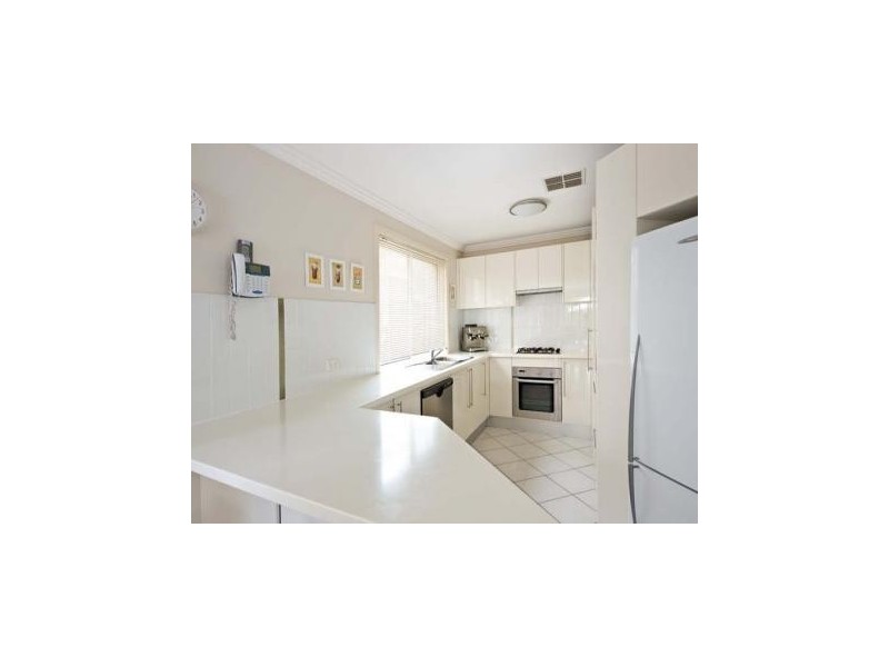 2 Labuan Cres, Holsworthy NSW 2173