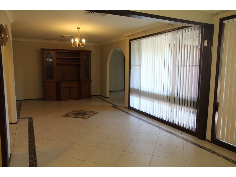 158 Longstaff Ave, Chipping Norton NSW 2170