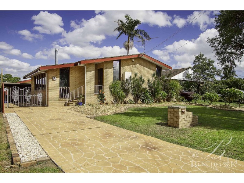 15 Norman Ave, Hammondville NSW 2170