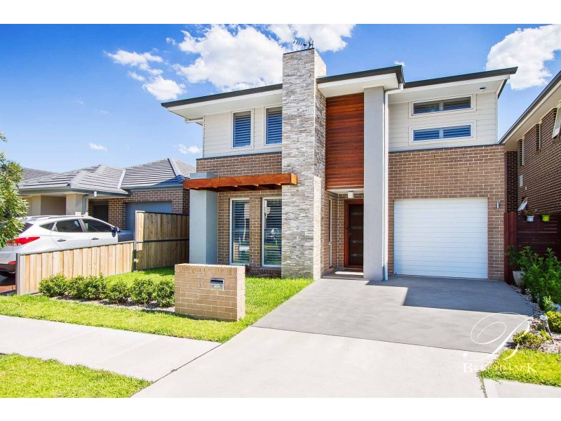 33 Sims Street, Moorebank NSW 2170