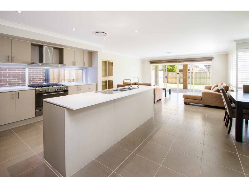 33 Sims Street, Moorebank NSW 2170