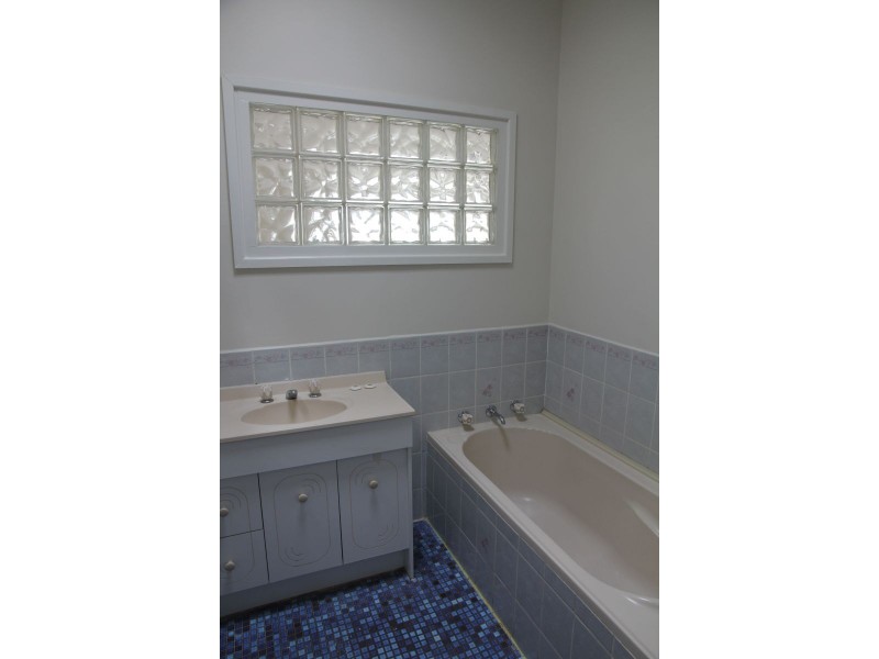 31 Sligar Avenue, Hammondville NSW 2170