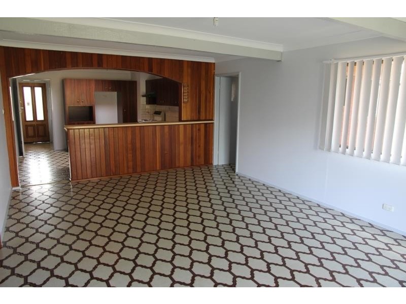 9 Leo, Mount Pritchard NSW 2170