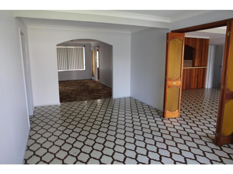 9 Leo, Mount Pritchard NSW 2170