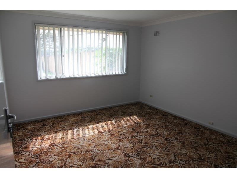 9 Leo, Mount Pritchard NSW 2170