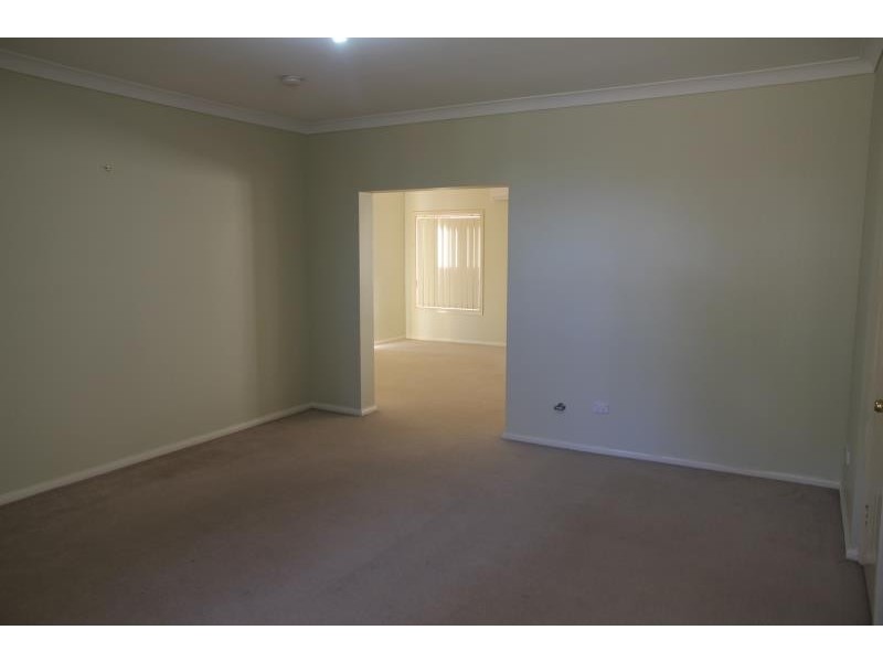 42A Stewart Ave, Hammondville NSW 2170