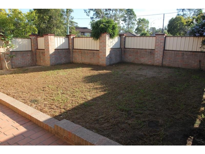 42A Stewart Ave, Hammondville NSW 2170