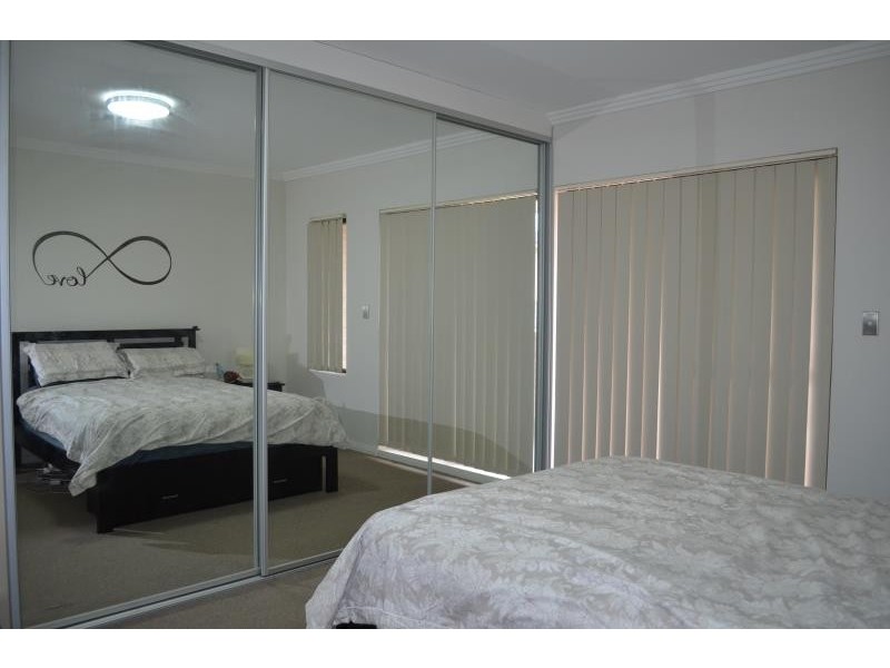 2/29 IKARA CRS, Moorebank NSW 2170