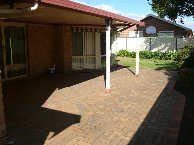 7 Rugby Crescent, Chipping Norton NSW 2170
