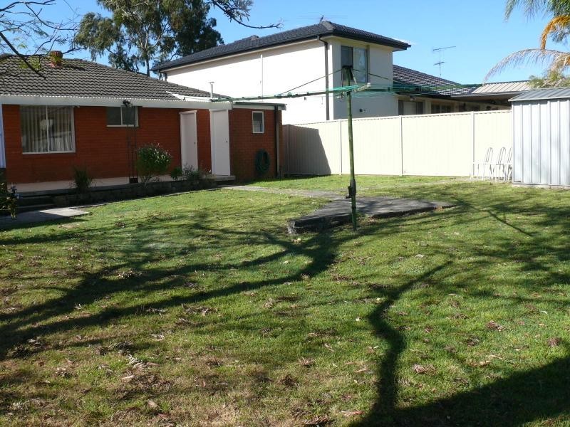 17 Harvey Avenue, Moorebank NSW 2170