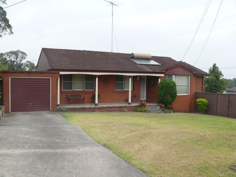 12 Goldfinch St, Moorebank NSW 2170