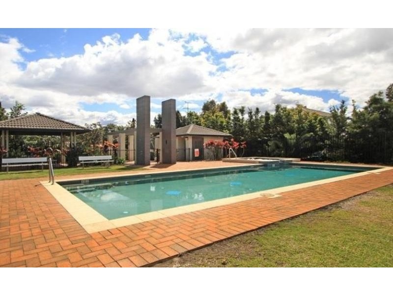 5 Margate Avenue, Holsworthy NSW 2173