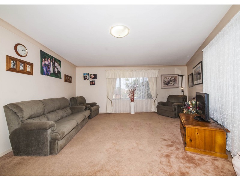 11 Goldfinch Street, Moorebank NSW 2170