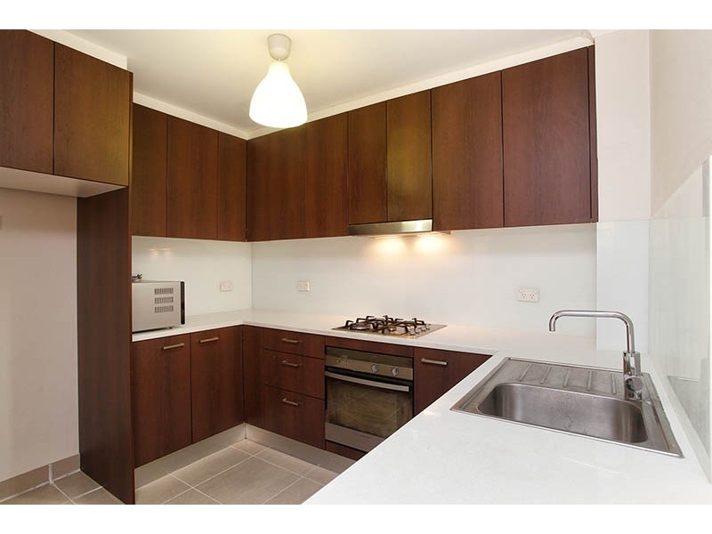 4/6 Mead Drive, Chipping Norton NSW 2170