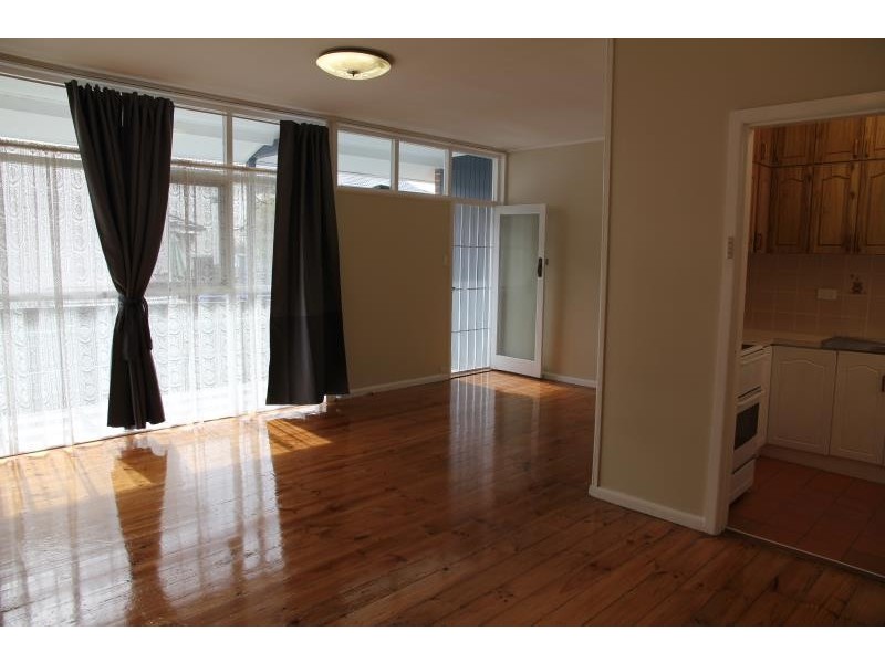 2A Bradshaw Ave, Moorebank NSW 2170