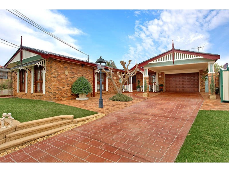 32 Whelan Avenue, Chipping Norton NSW 2170