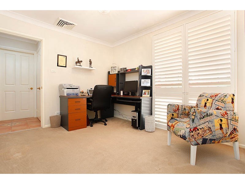 32 Whelan Avenue, Chipping Norton NSW 2170