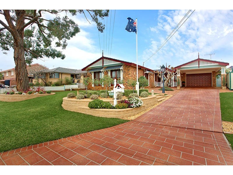 32 Whelan Avenue, Chipping Norton NSW 2170