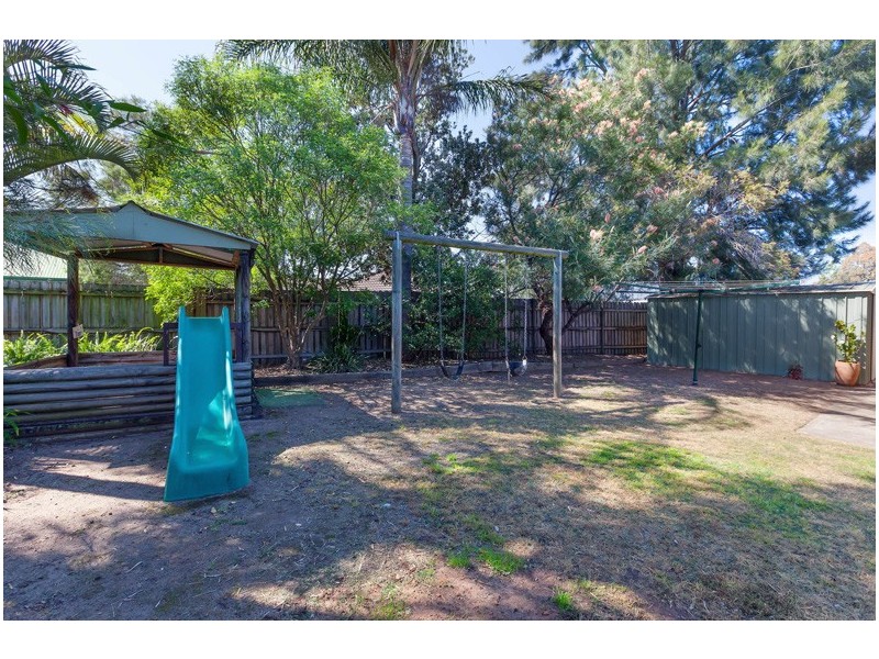 5 Acola Court, Wattle Grove NSW 2173