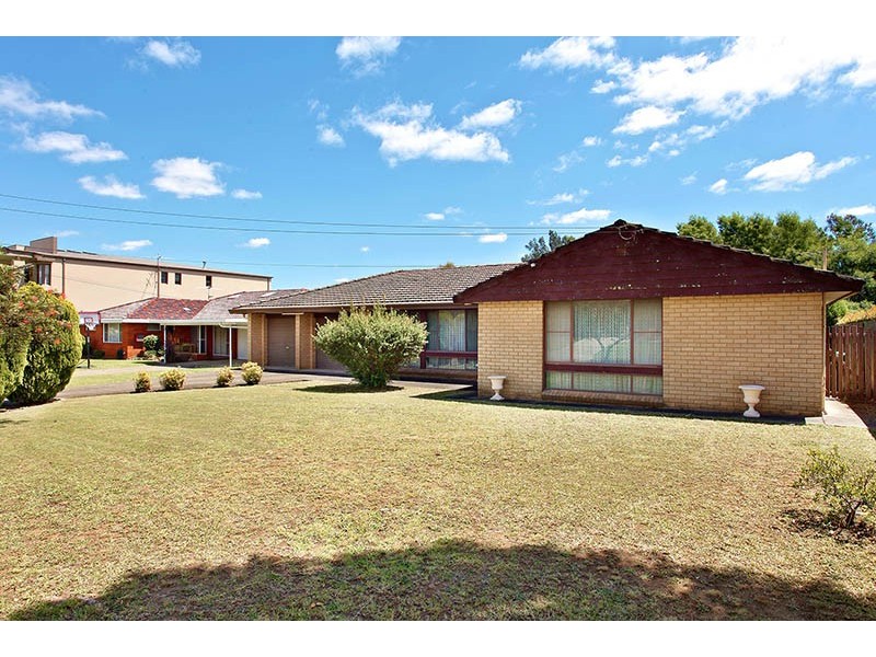 49 Whelan Ave, Chipping Norton NSW 2170
